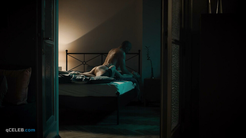 4. Magdalena Pociecha nude – The Pleasure Principle s01e02 (2019)