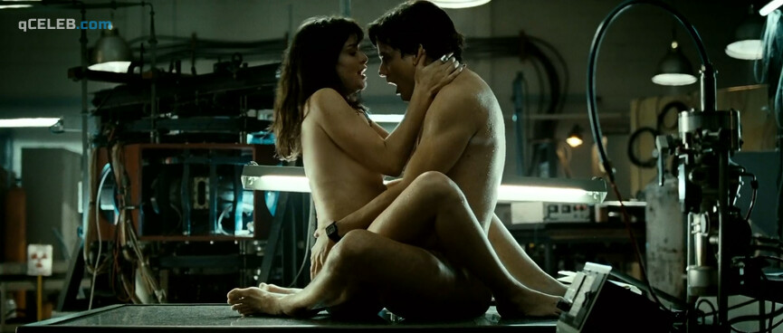 1. Alinne Moraes sexy – The Man from the Future (2011)