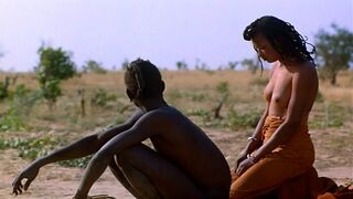 Aoua Sangare nude – Yeelen (1987)