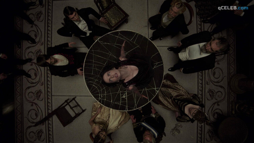 1. Eva Green sexy – Penny Dreadful s01e02 (2014)