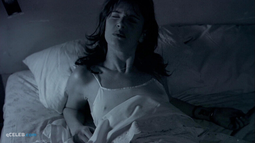 2. Juliette Lewis nude, Camilla Rutherford nude – Picture Claire (2001)