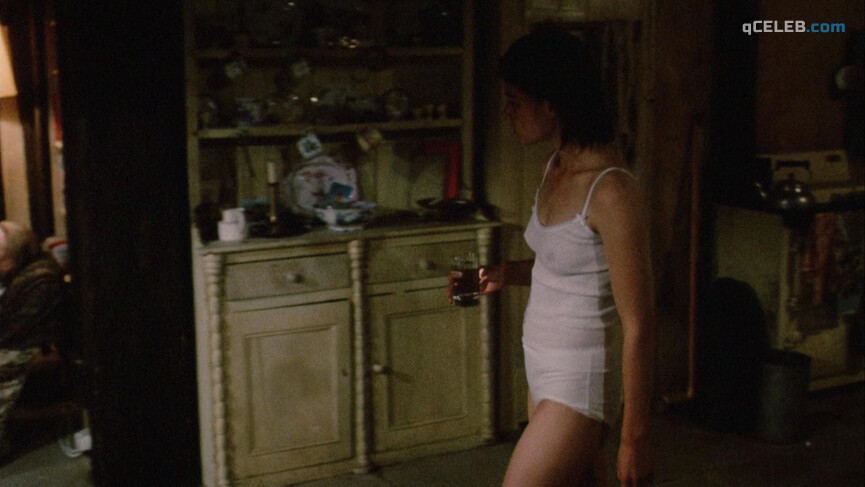 3. Suzanna Hamilton sexy – Wetherby (1985)