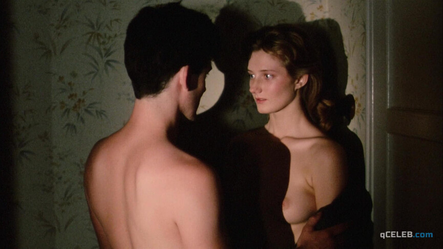 1. Joely Richardson nude – Wetherby (1985)