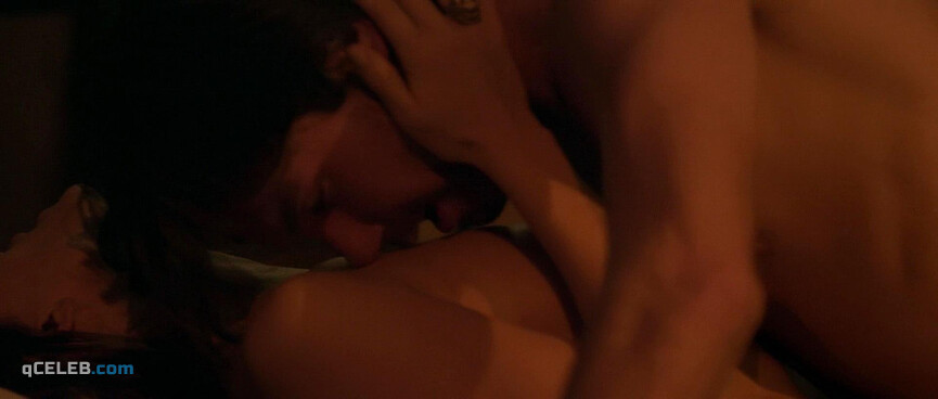 3. Gillian Jacobs sexy, Scottie Thompson nude – The Lookalike (2014)