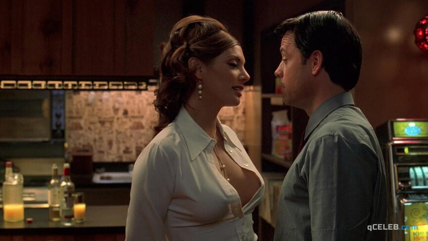 3. Alex Meneses nude, Maria Bello nude – Auto Focus (2002)