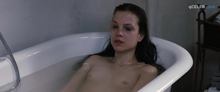 1. Sylvia Hoeks nude – The Best Offer (2013)