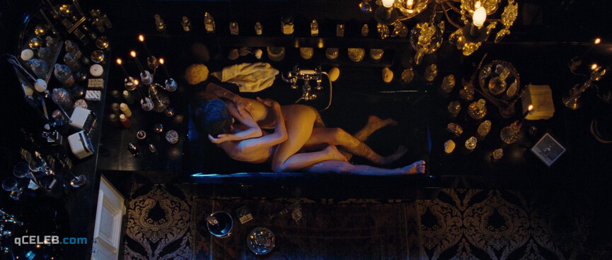 1. Lucy Gordon nude – Gainsbourg: A Heroic Life (2010)