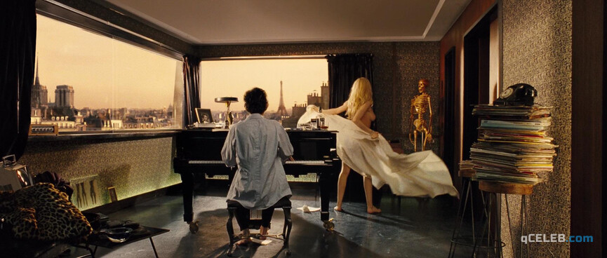 3. Laetitia Casta nude – Gainsbourg: A Heroic Life (2010)