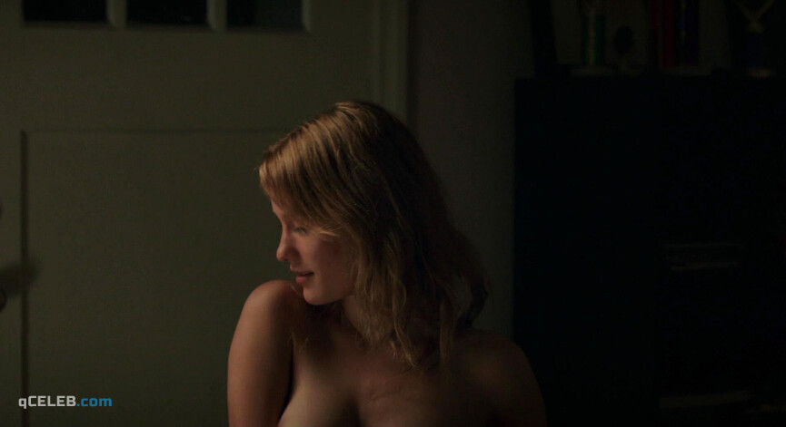 3. Ashley Hinshaw sexy – Goodbye to All That (2014)