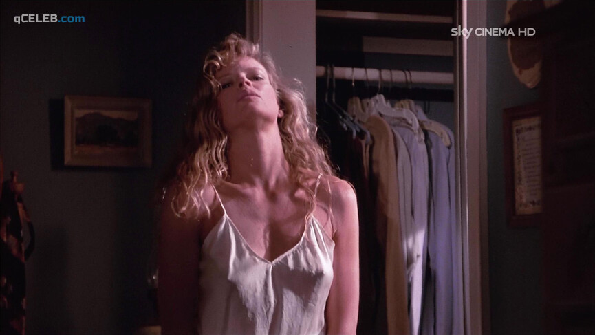 2. Kim Basinger sexy – My Stepmother Is an Alien (1988)