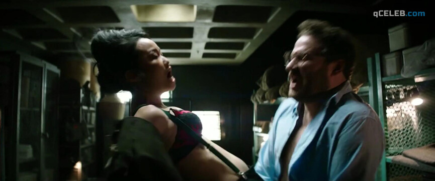 3. Diana Bang sexy, Hazeltine Gariza nude, Michelle Kim nude, Lia Lam nude, Peenkay Tang nude – The Interview (2014)