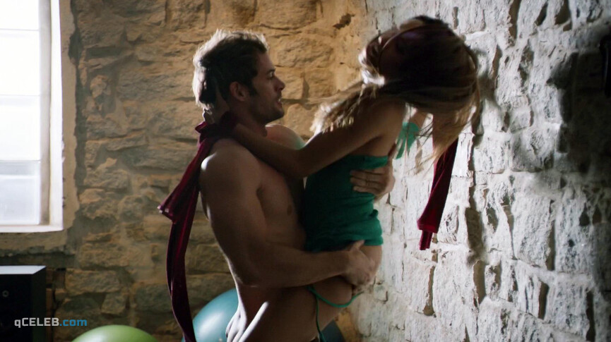 3. Kat Graham sexy – Addicted (2014)