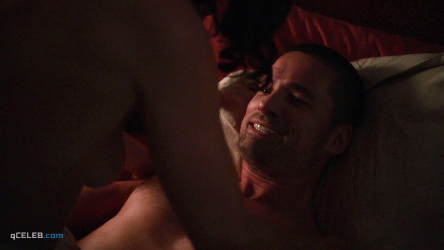 1. Lisa Edelstein sexy, Alanna Ubach sexy – Girlfriends' Guide to Divorce s01e09 (2015)