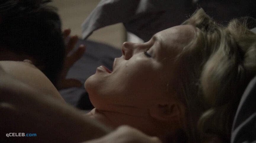 2. Natasha Henstridge nude, Leela Tomas nude, Jasmine Mooney nude – Badge of Honor (2015)