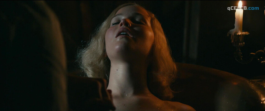 2. Jennifer Lawrence sexy – Serena (2014)