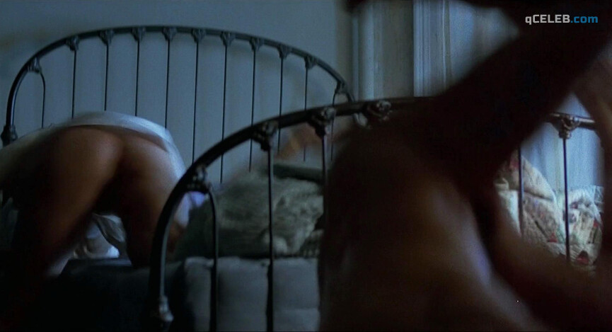 3. Jamie Lee Curtis nude – Blue Steel (1989)