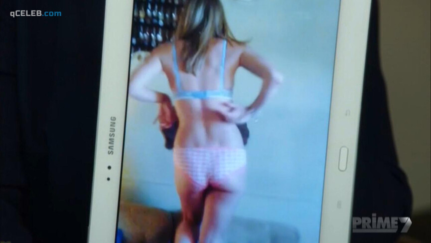 1. Taylor Ferguson sexy – The Killing Field (2014)