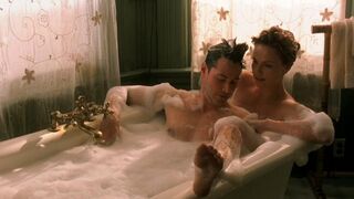 Charlize Theron sexy – Sweet November (2001)