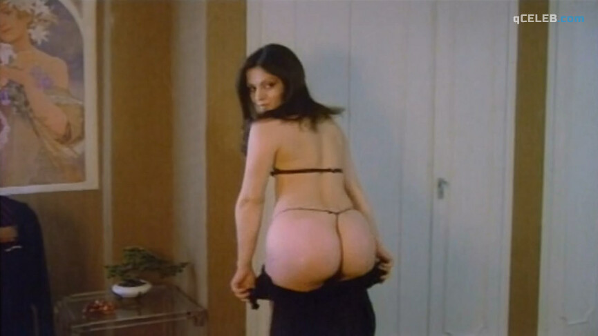 11. Linda Lay nude – El fascista, la beata y su hija desvirgada (1978)