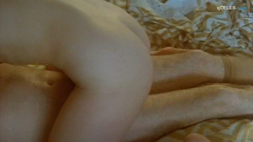 2. Linda Lay nude – El fascista, la beata y su hija desvirgada (1978)