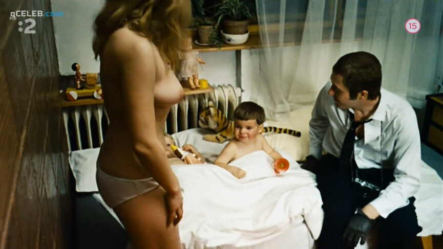 12. Magda Vasaryova nude – Birds, Orphans and Fools (1969)