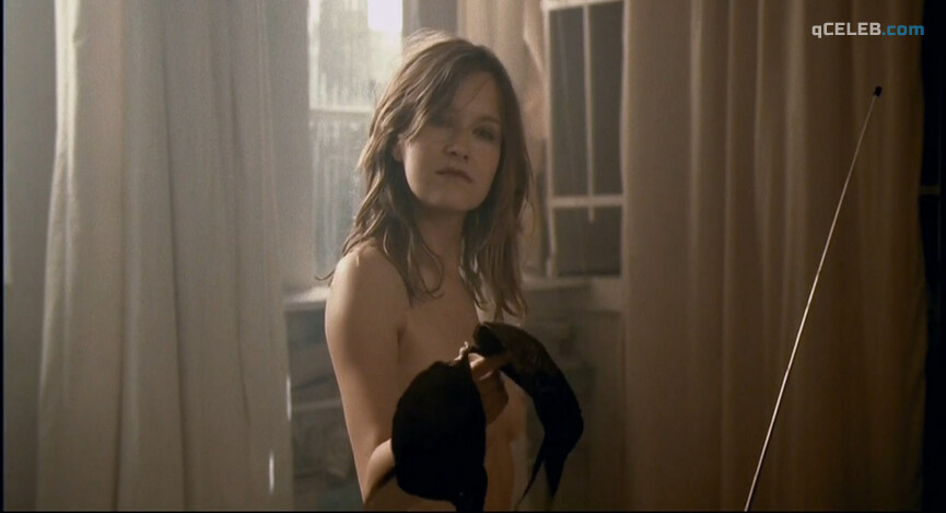 6. Stefanie Stappenbeck nude – Barefoot (2005)
