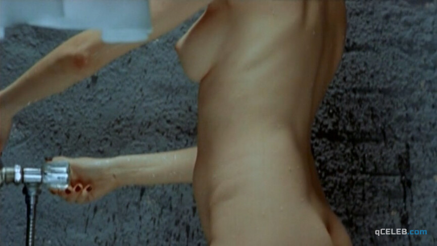 2. Stefanie Stappenbeck nude – Rosenkavalier (1997)