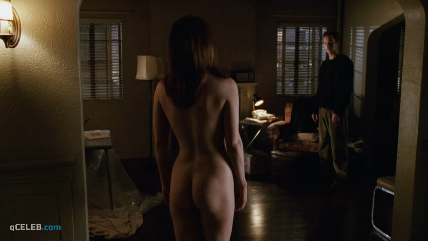 6. Mary-Louise Parker nude – Angels in America s01e05 (2003)