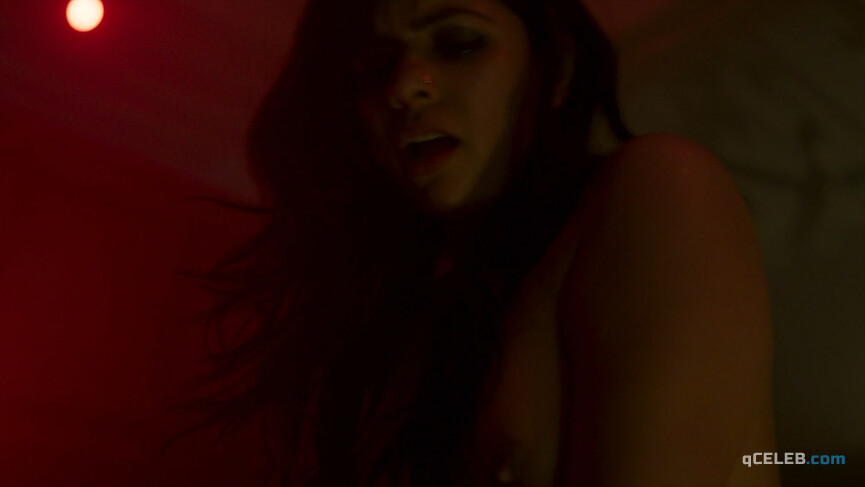 1. Rajshri Deshpande nude – McMafia s01e02 (2018)