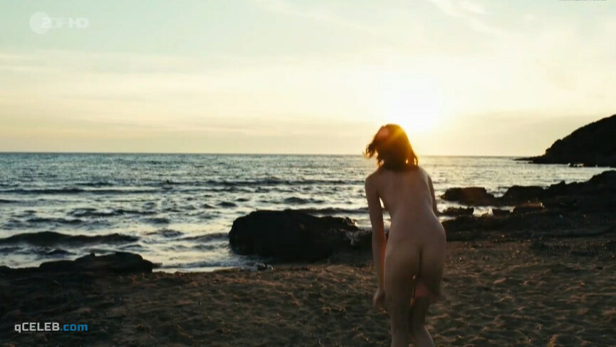 4. Natalia Belitski nude – Mein vergessenes Leben (2015)