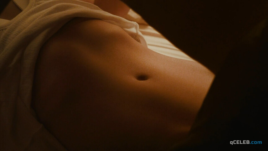 4. Katrina Bowden sexy – Piranha 3DD (2012)