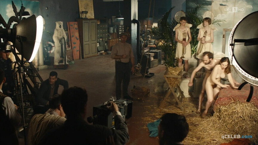 5. Franziska Holitschke nude – Babylon Berlin s01 (2017)