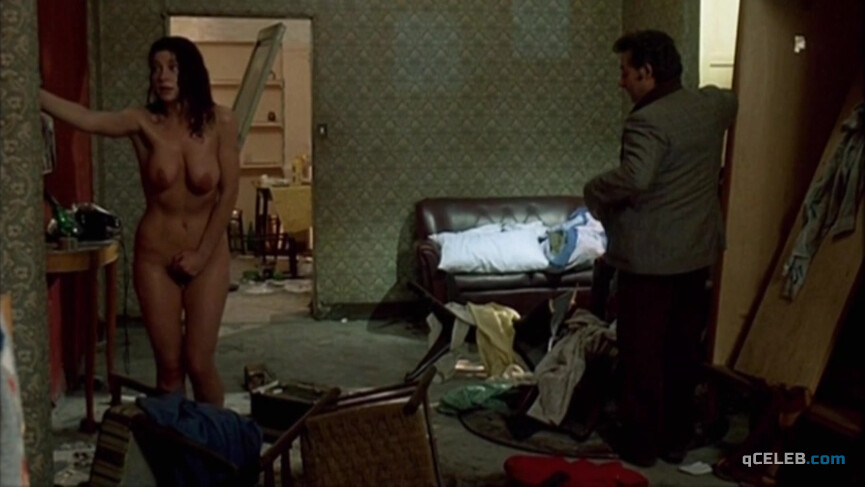 11. Claudia Muzii nude – Scugnizzi (1989)