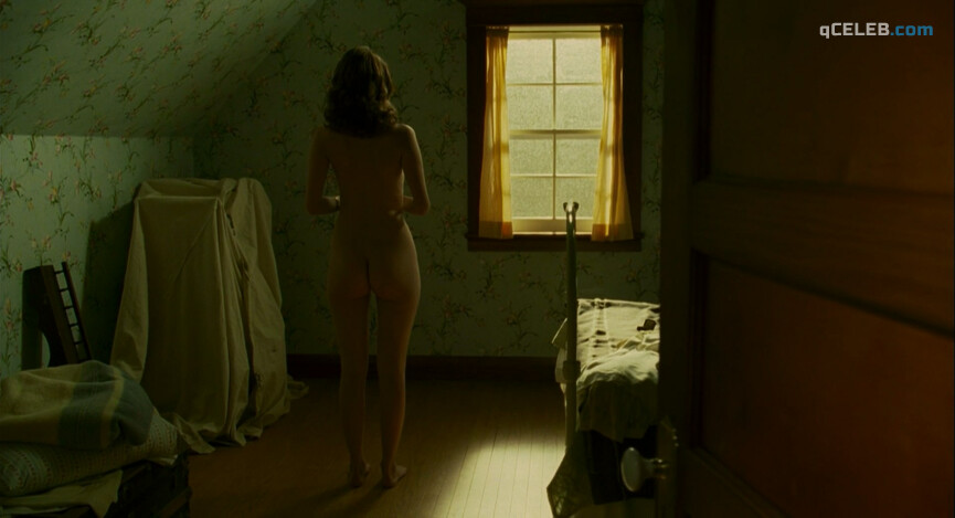 7. Mischa Barton nude – Closing the Ring (2007)