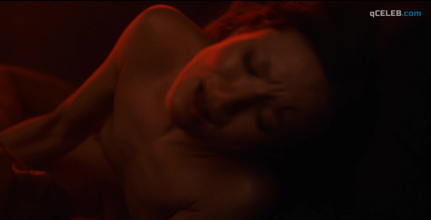 4. Emily Browning nude – American Gods s02e05 (2019)
