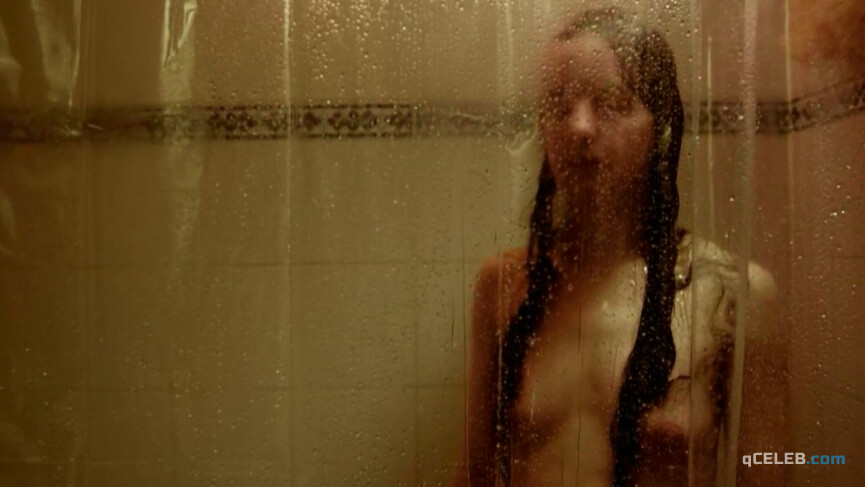 1. Jennifer Decker nude – Eat (2012)