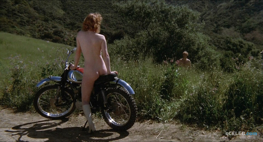 2. Colleen Brennan nude – Invasion of the Bee Girls (1973)