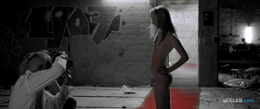 4. Carolina Hoffmann nude – Illusion (2013)
