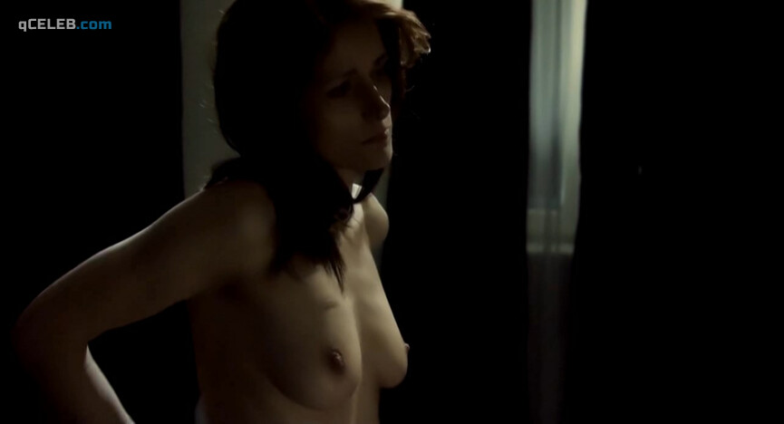 4. Nathalie Blanc nude – Xanadu s01e01 (2011)