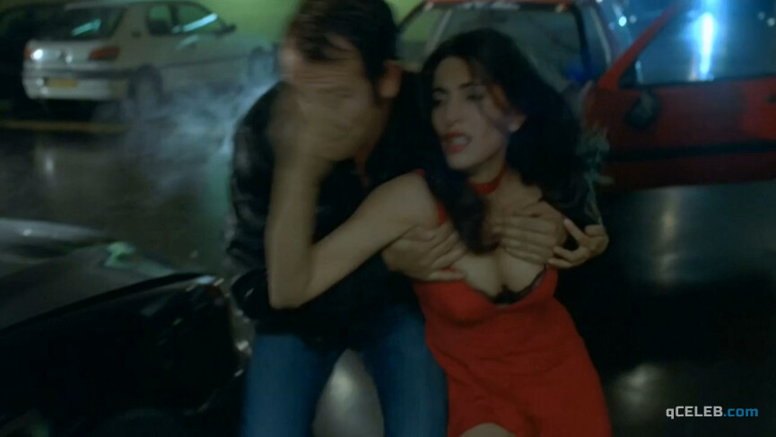 12. Caterina Murino sexy – L'amour aux trousses (2005)