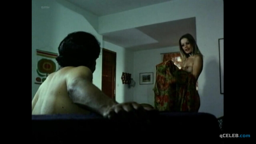 15. Danielle Launder nude, Elena Nathanail nude, Mari Pantazi nude – The Jet Set (1972)
