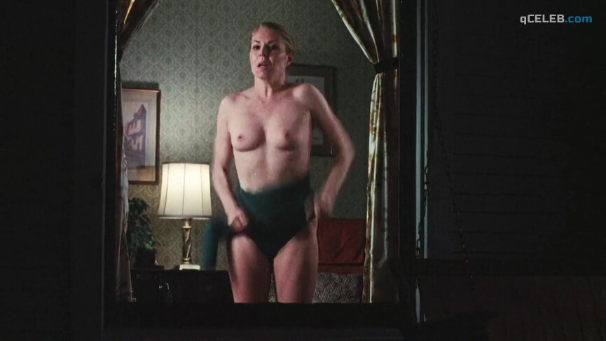 1. Laura Hollingsworth nude, Jennifer Lehman nude – The Pit (1981)