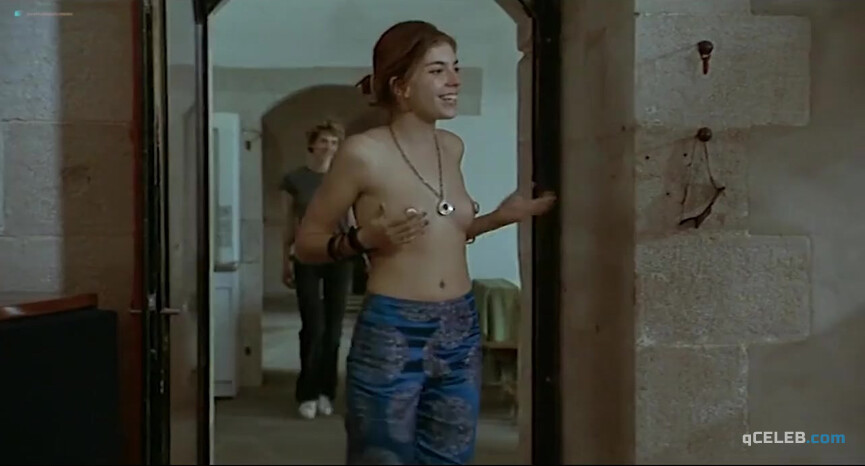 4. Alexia Stresi nude, Lou Doillon nude, Elise Perrier nude – Too Much (Little) Love (1998)
