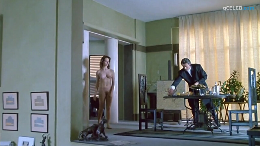 10. Tonya Kinzinger nude – Dancing Machine (1990)