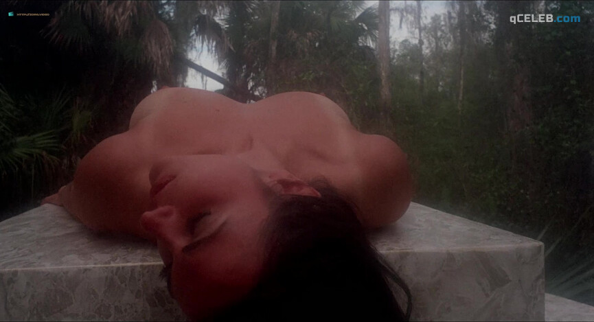 2. Jill Senter nude, Gini Eastwood nude – Pick-up (1975)