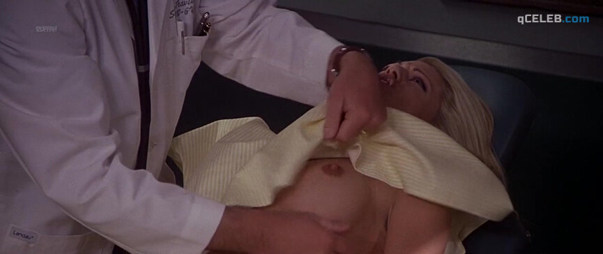 2. Holly Pelham nude – Dr. T & the Women (2000)