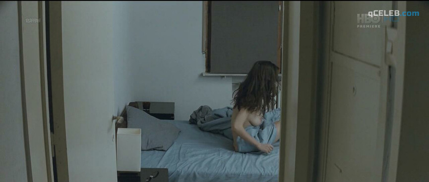3. Diana Avramut nude – When Evening Falls on Bucharest or Metabolism (2013)
