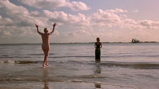 Bridget Fonda nude, Jessica Tandy nude – Camilla (1994)