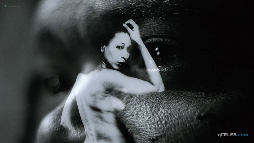 2. Ann Magnuson nude, Tamara Tunie nude – The Caveman's Valentine (2001)