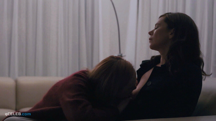 1. Anna Friel nude, Louisa Krause sexy – The Girlfriend Experience s02e09 (2017)